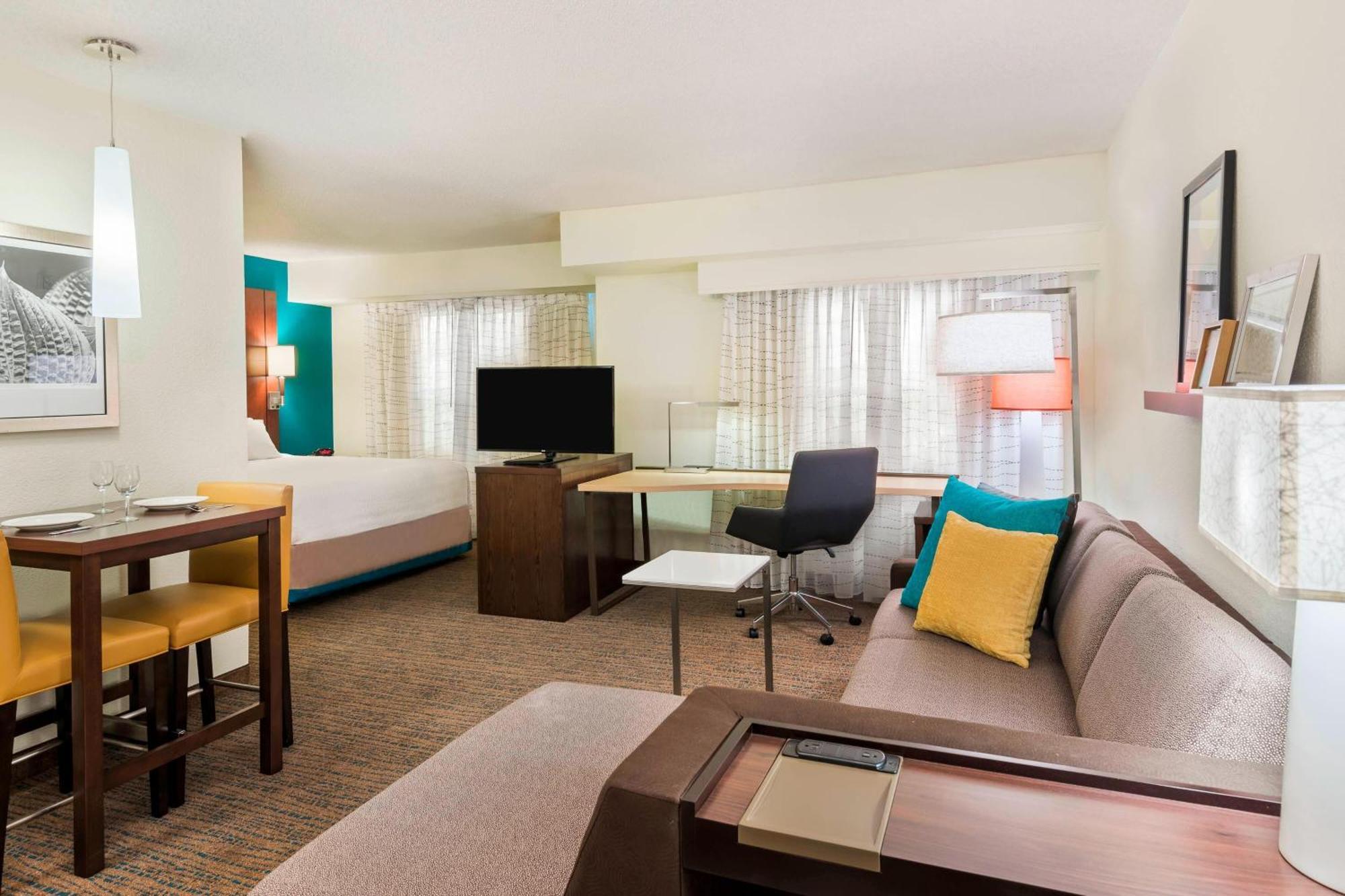 Residence Inn By Marriott Fort Myers Bagian luar foto