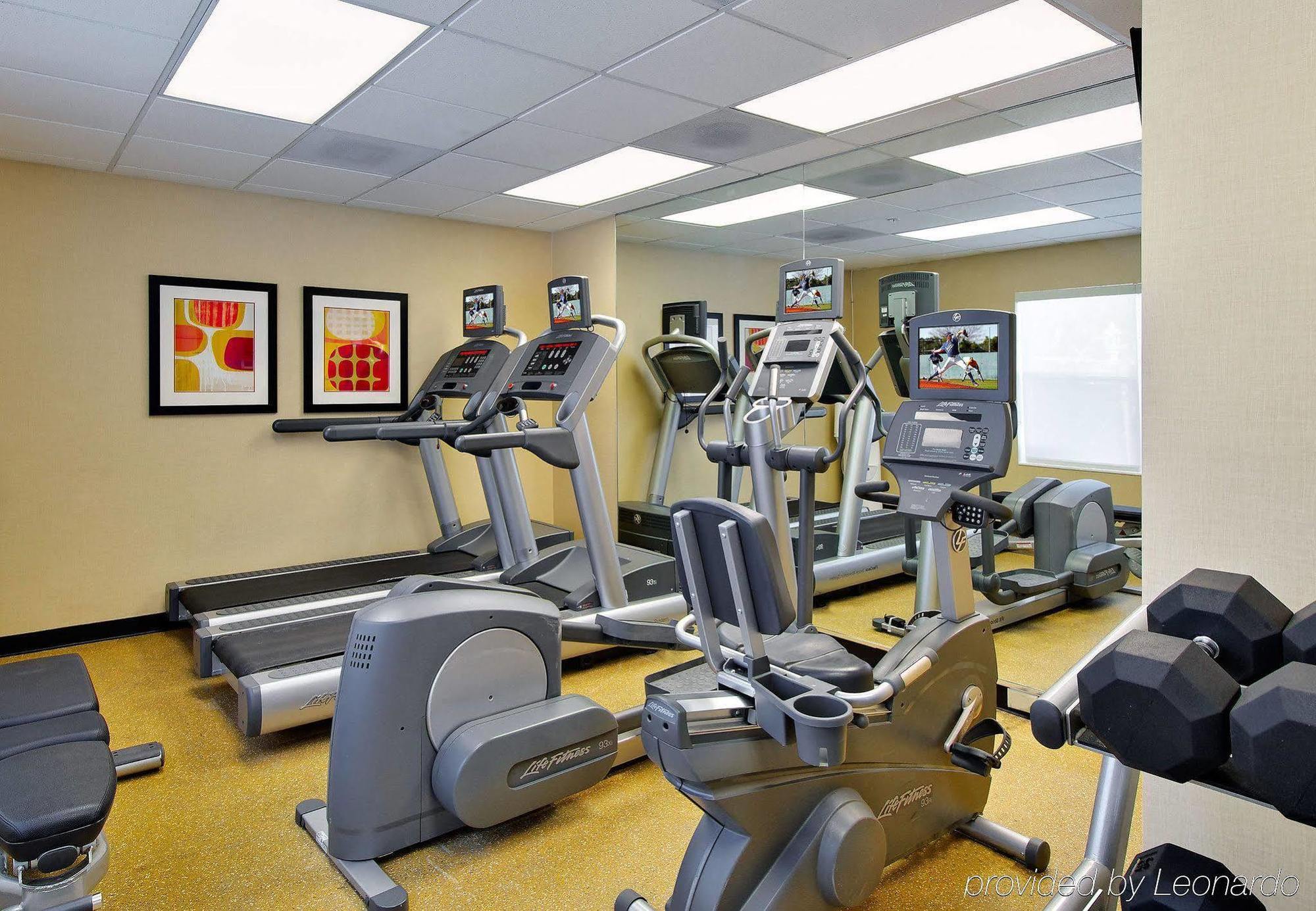 Residence Inn By Marriott Fort Myers Bagian luar foto